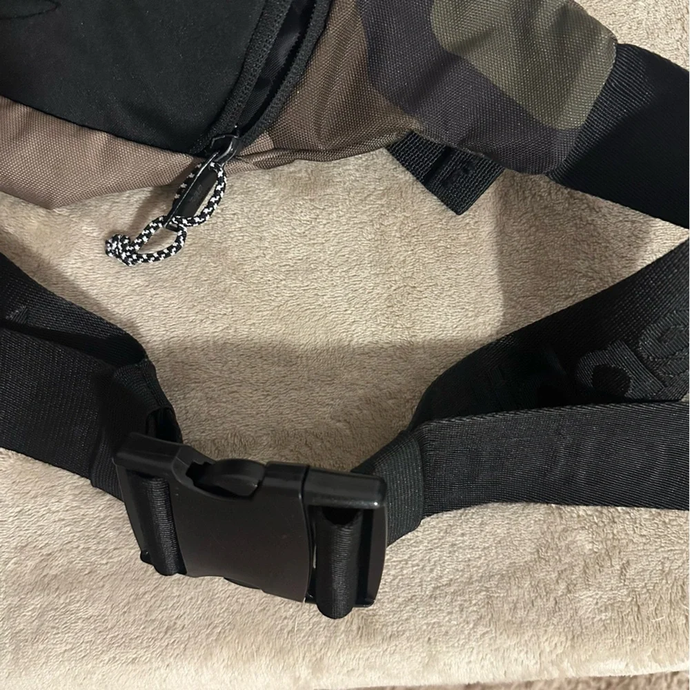 Adidas Originals‎ Mens Camo Fanny Pack Crossbody Bag Buckle Camouflage